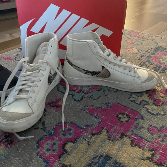 Nike blazer mid 77’ - Picture 2 of 2